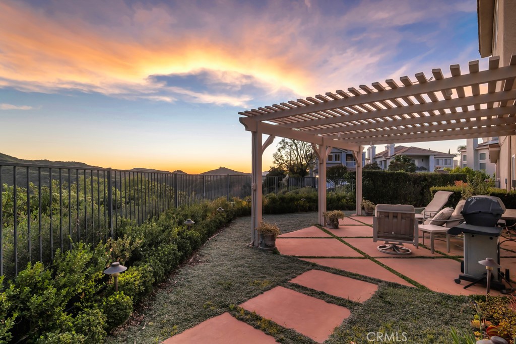 22420 Pinewood Court