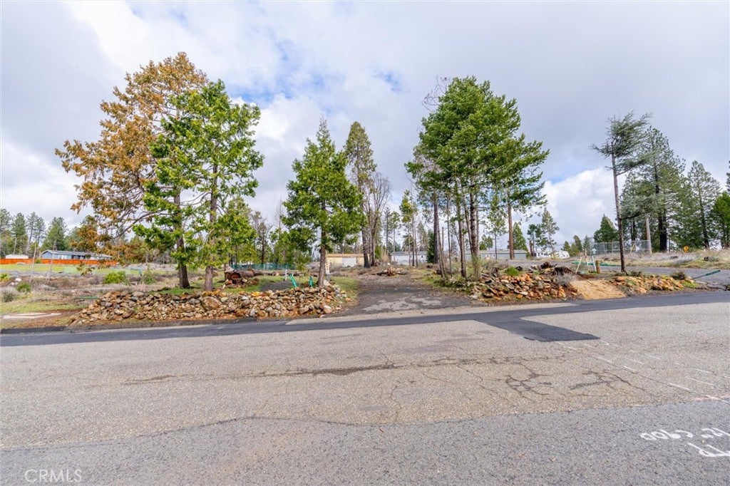 6385 Glendale Drive