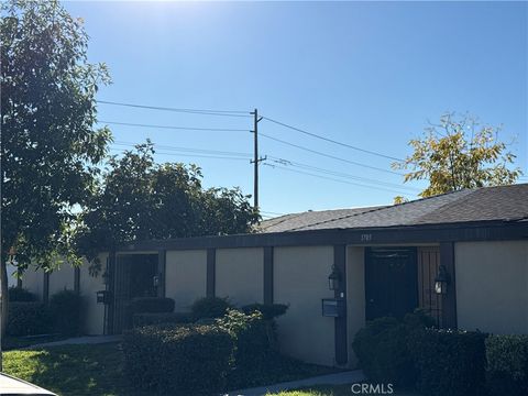 1703 Benedict Pomona CA 91767