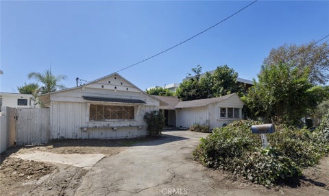 Photo of 12932 Addison Street, Sherman Oaks, CA 91423 (MLS # BB26209103)
