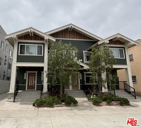 Photo of 1142 E 1st Street, Long Beach, CA 90802 (MLS # 26853641)