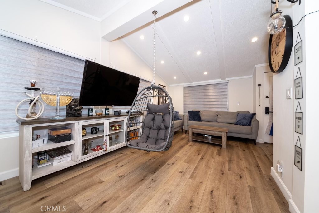 23777 mulholland hwy spc 28