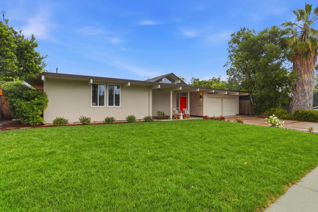 931 Mackenzie Drive