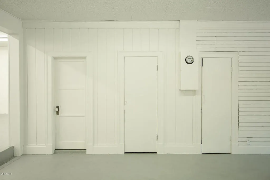 Ojai, California 93023, United States, ,Commercial,Active,48433