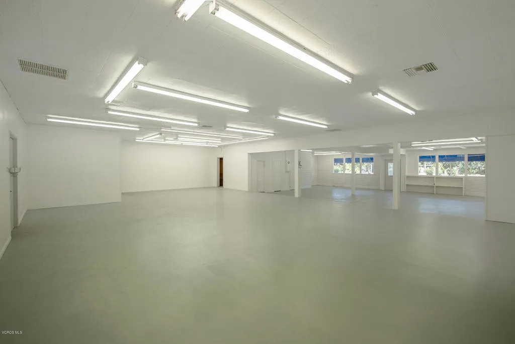 Ojai, California 93023, United States, ,Commercial,Active,48433