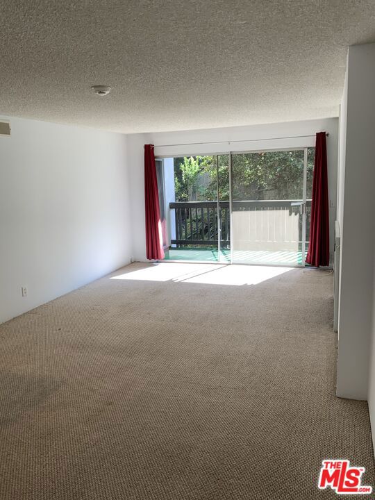 Raintree Condominiums - Residential Lease