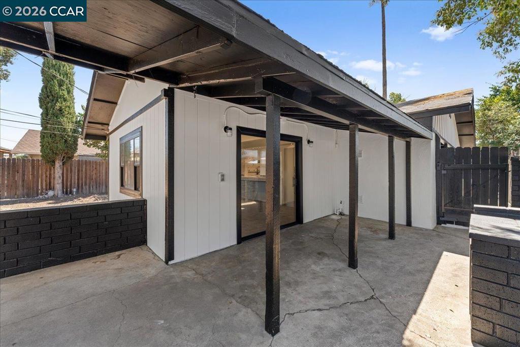 341 Arcade Blvd