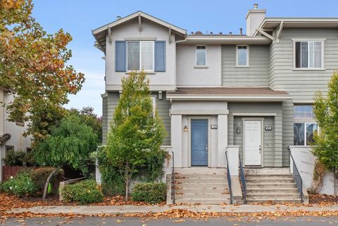 Photo of 1861 Parkside Dr Dr, Concord, CA 94519 (MLS # 41123934)