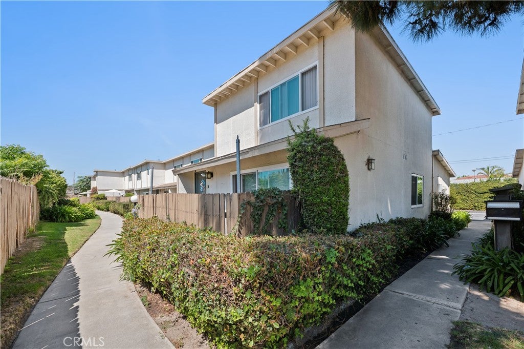 25205 Cypress Street 10