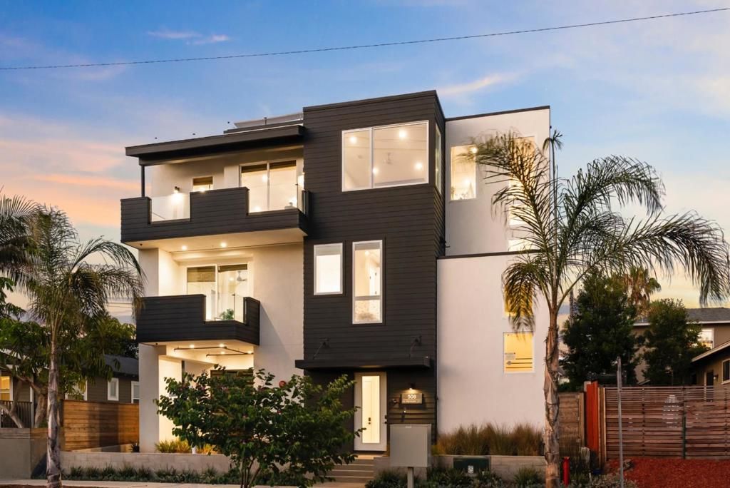 Photo of 508 N Tremont Street #A, Oceanside, CA 92054 (MLS # ML82021411)