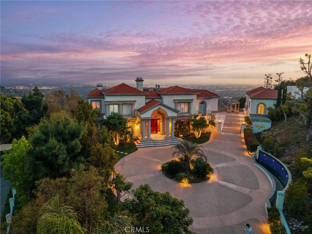 Photo of 10219 Sunrise Lane, North Tustin, CA 92705 (MLS # PW25099262)