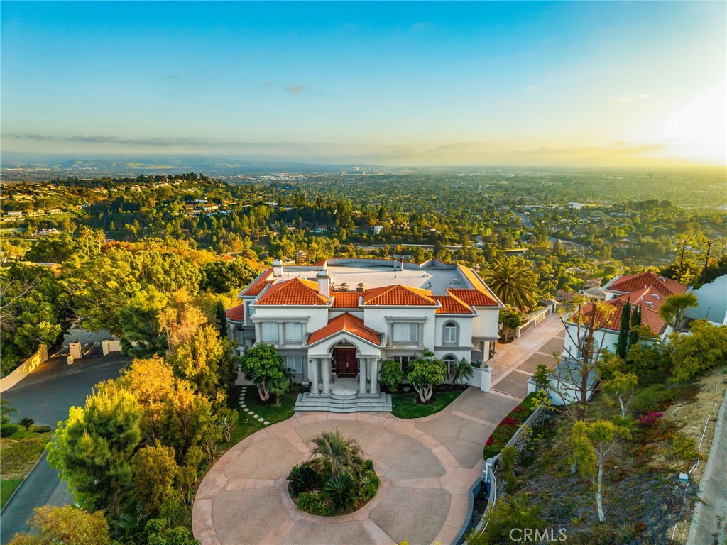 10219 Sunrise Lane