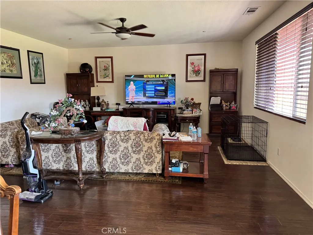 Beaumont, California 92223, United States, 5 Bedrooms Bedrooms, ,4 BathroomsBathrooms,Residential,Active,164510