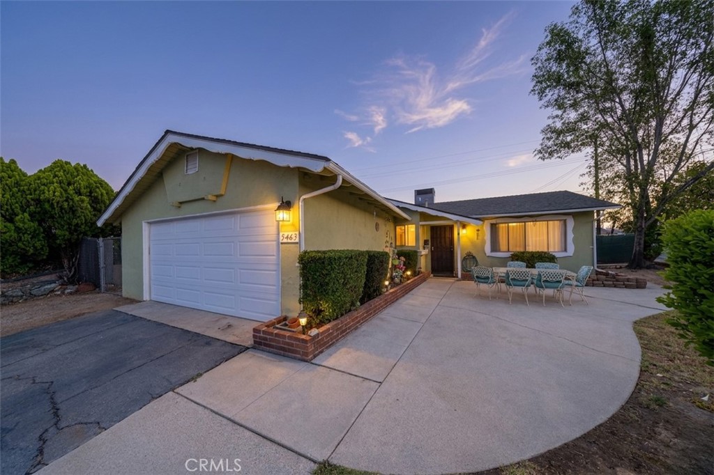 5463 Bonnie Street