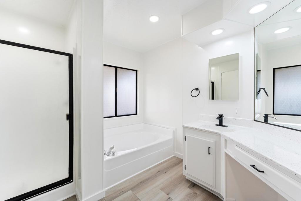 Not Applicable-1 - Manufactured In Park