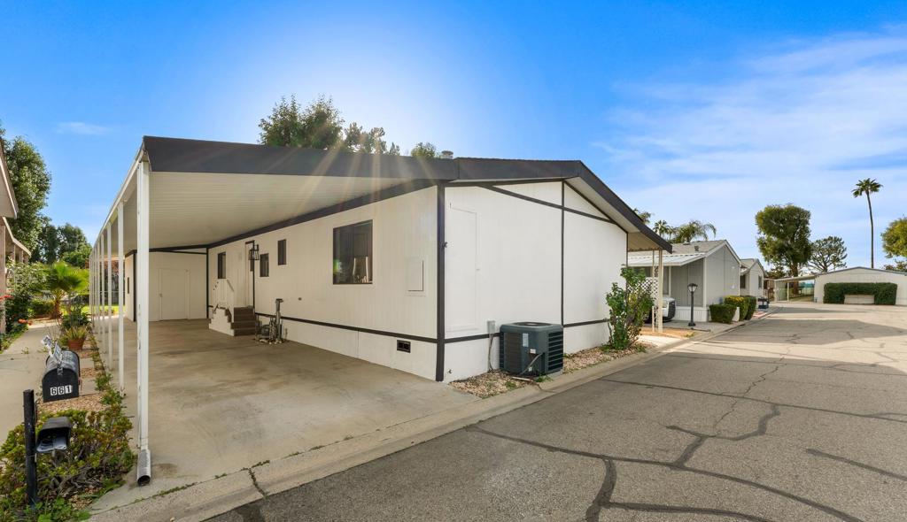 Not Applicable-1 - Manufactured In Park