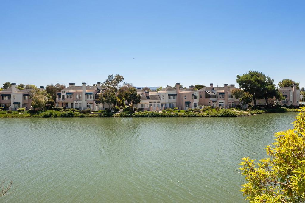 500 Baltic Circle 518, Redwood City CA 94065