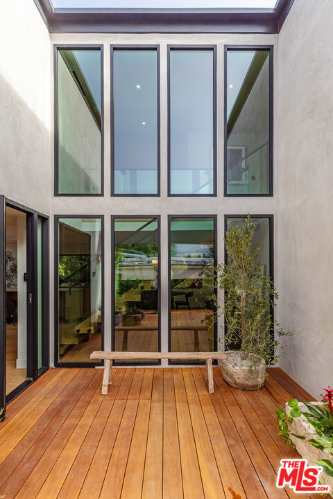 23505 Malibu Colony Road