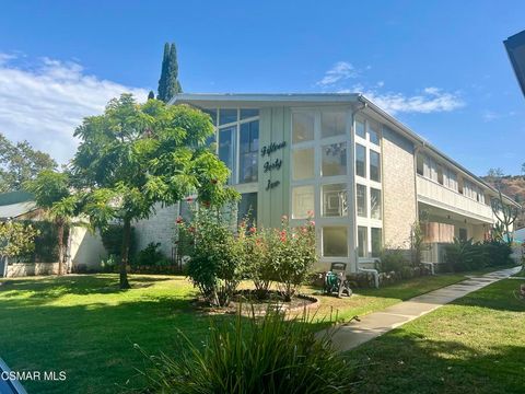 Photo of 1542 Riverside Drive #G, Glendale, CA 91201 (MLS # 225003655) Photo of 1542 Riverside Drive #G, Glendale, CA 91201 (MLS # 225003655)
