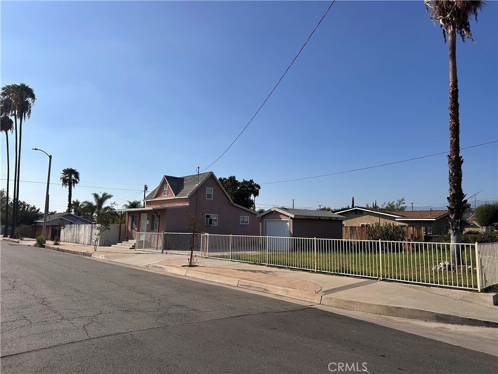225 E Western
