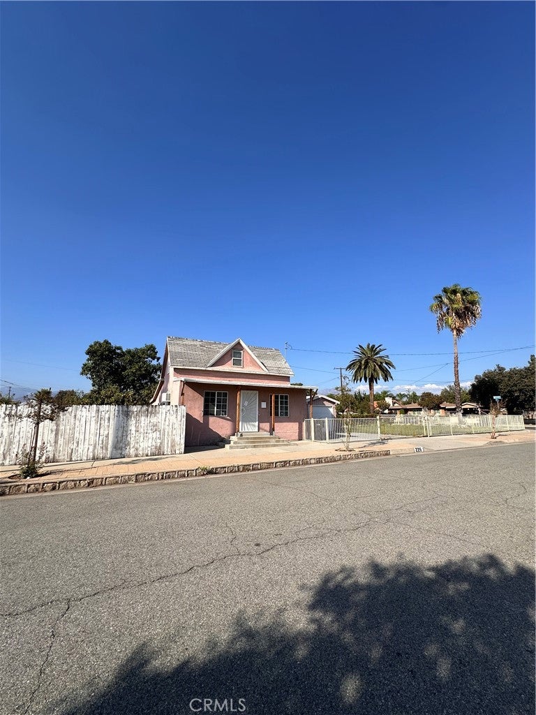 225 E Western