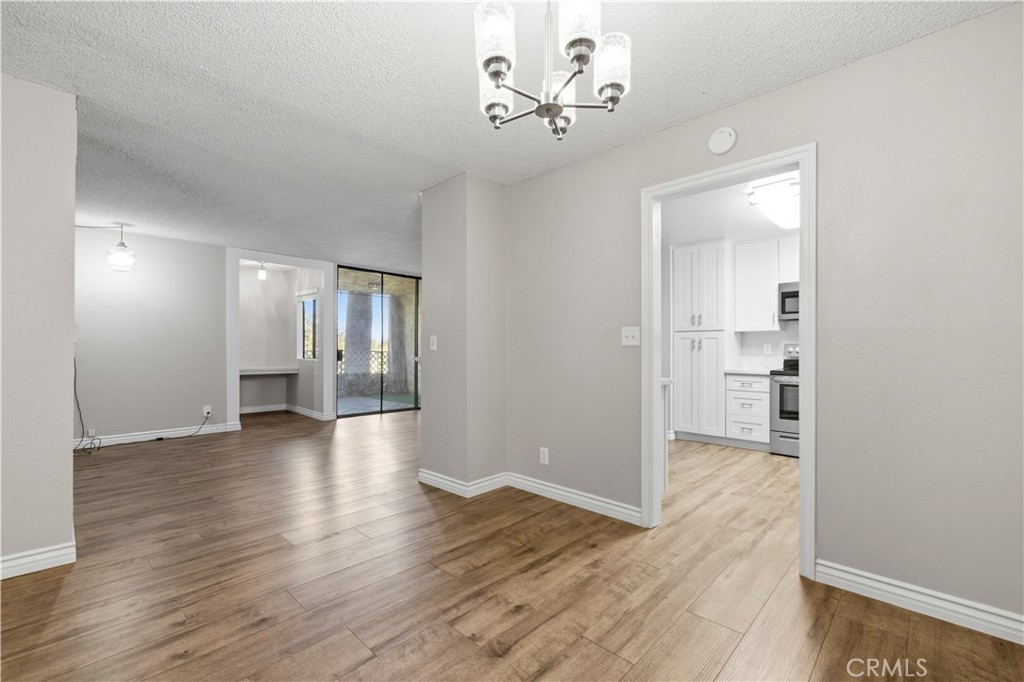 125 N Allen Avenue 213