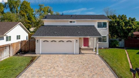 Photo of 32224 Sloccum Ct Ct, Union City, CA 94587 (MLS # 41127553)