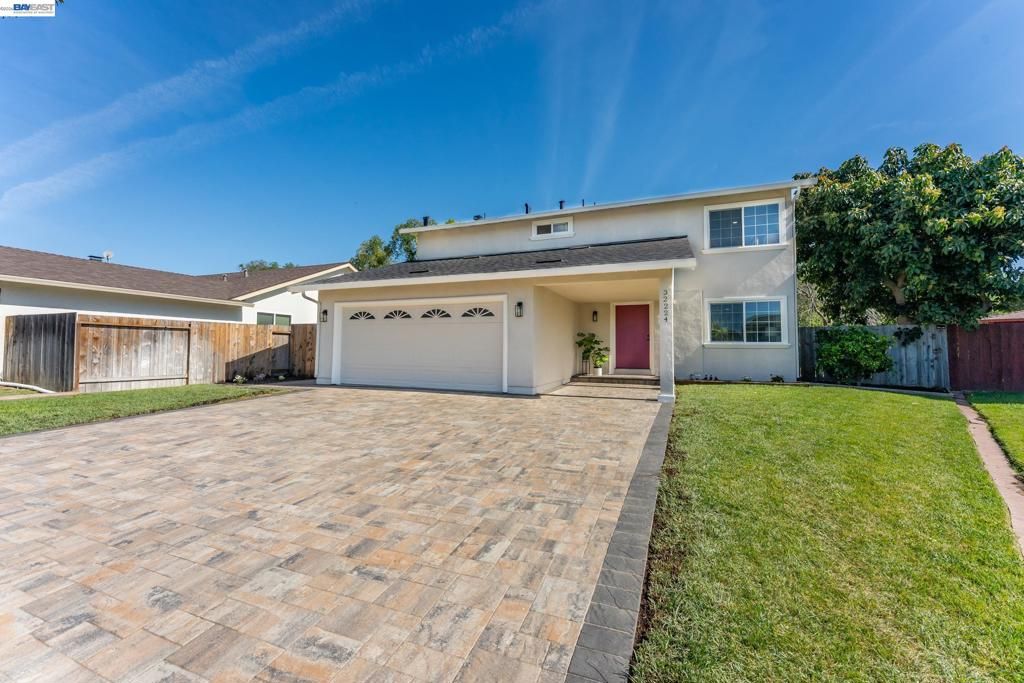 Photo of 32224 Sloccum Ct Ct, Union City, CA 94587 (MLS # 41127553)