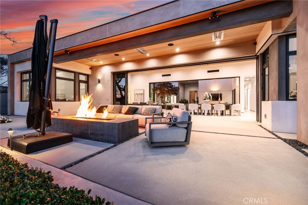 6691 Country Circle