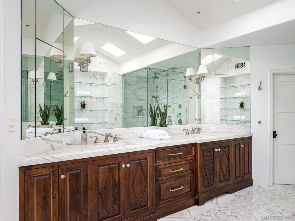 Del Mar - Residential