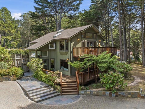 Photo of 1441 Alamo Street, Montara, CA 94037 (MLS # ML82060145)