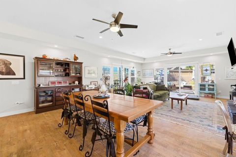 Tiny photo for 4922 Arroyo Lindo Ave Ave, San Diego, CA 92117 (MLS # NDP2602184)