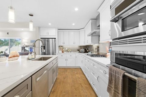 Tiny photo for 4922 Arroyo Lindo Ave Ave, San Diego, CA 92117 (MLS # NDP2602184)