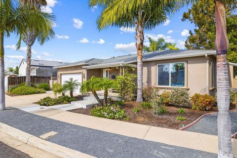 Tiny photo for 4922 Arroyo Lindo Ave Ave, San Diego, CA 92117 (MLS # NDP2602184)