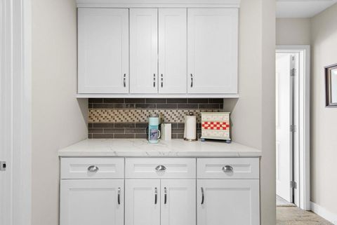 Tiny photo for 4922 Arroyo Lindo Ave Ave, San Diego, CA 92117 (MLS # NDP2602184)