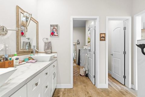 Tiny photo for 4922 Arroyo Lindo Ave Ave, San Diego, CA 92117 (MLS # NDP2602184)