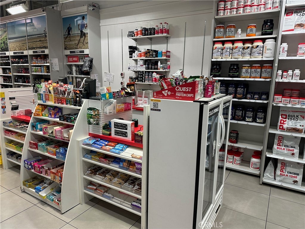 GNC