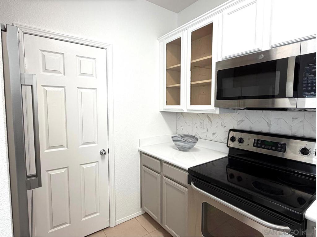 3820 Elijah Court 234