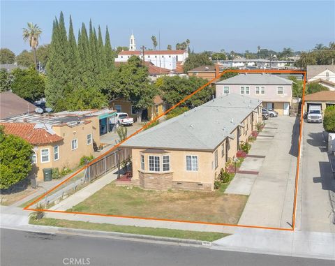 Photo of 3535 Los Flores, Lynwood, CA 90262 (MLS # PW25263435)