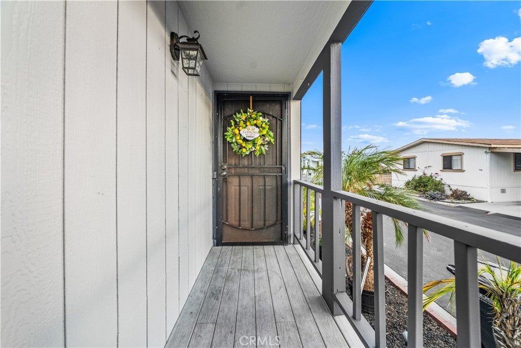 200 S Emerald Drive 22