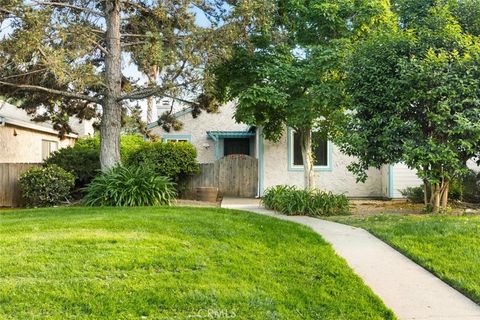 Photo of 991 Flying V Street, Chico, CA 95928 (MLS # SN26076545)