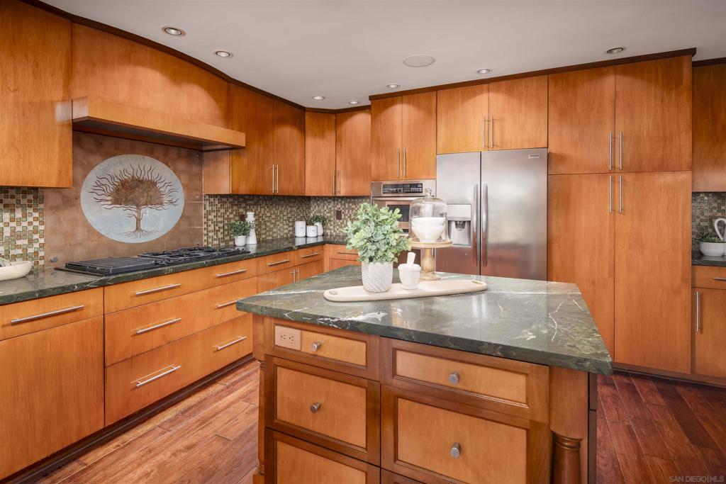 Rancho Santa Fe - Residential