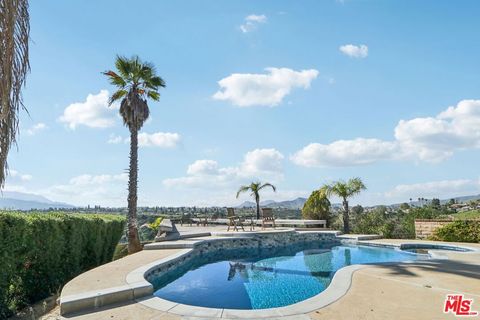 1821 Calle Petaluma Thousand Oaks CA 91360