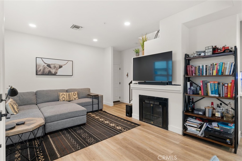 Holly Street Townhomes (HSTH) - Residential