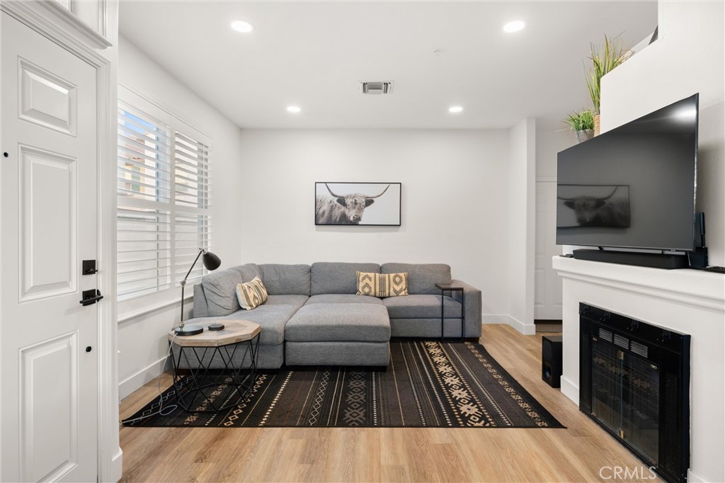 Holly Street Townhomes (HSTH) - Residential