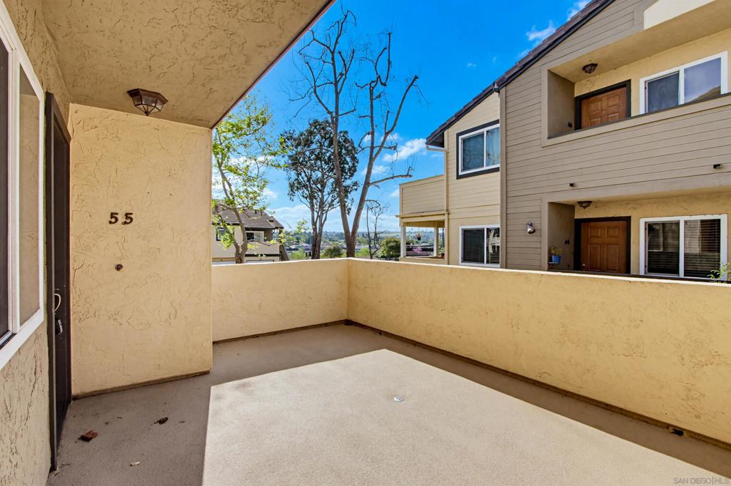5033 Los Morros Way 55