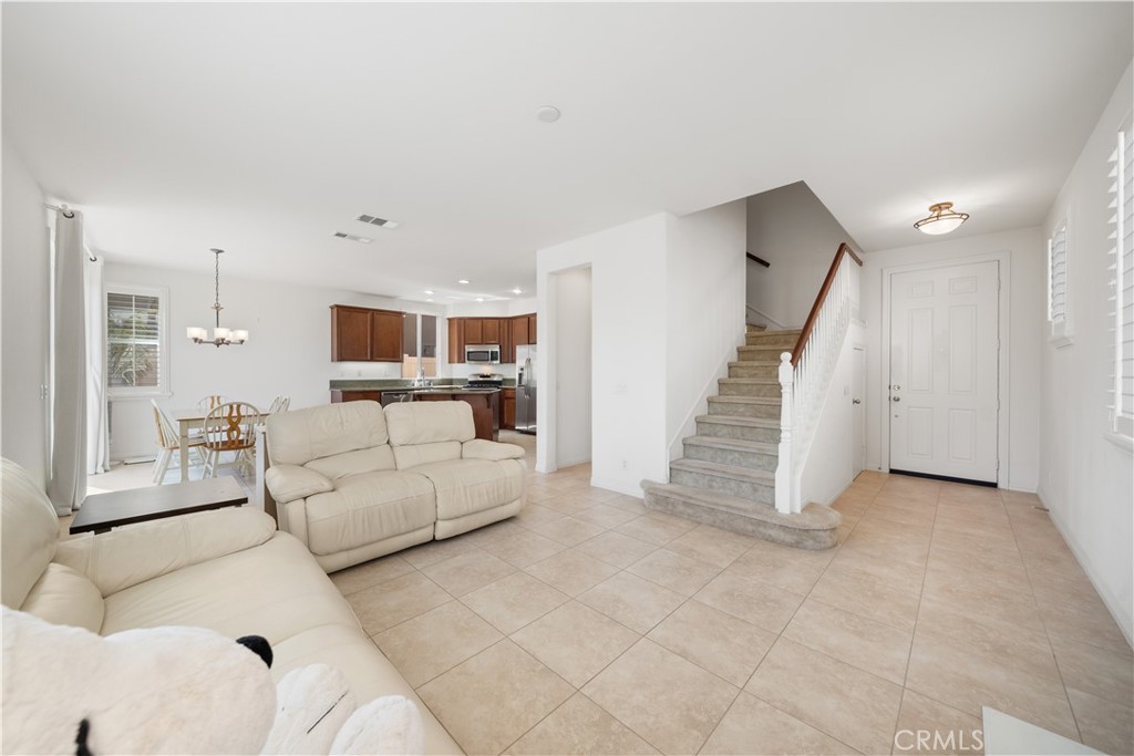 829 Lincoln Glen Drive