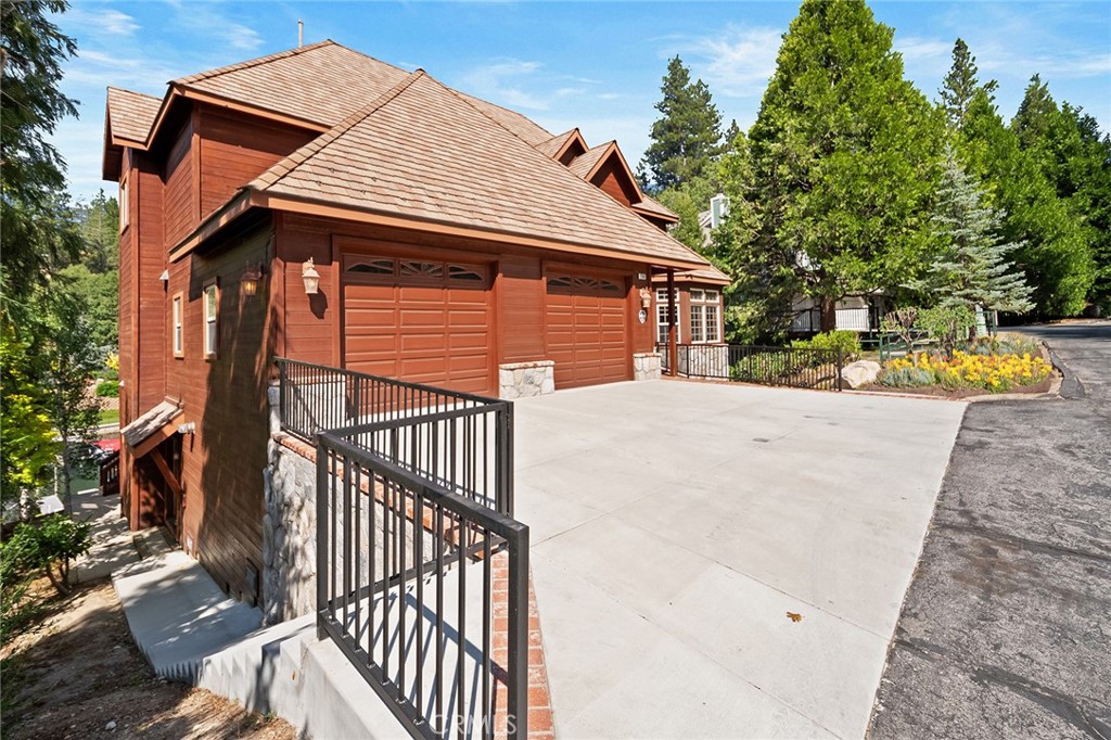 Arrowhead Woods (AWHW) - Residential