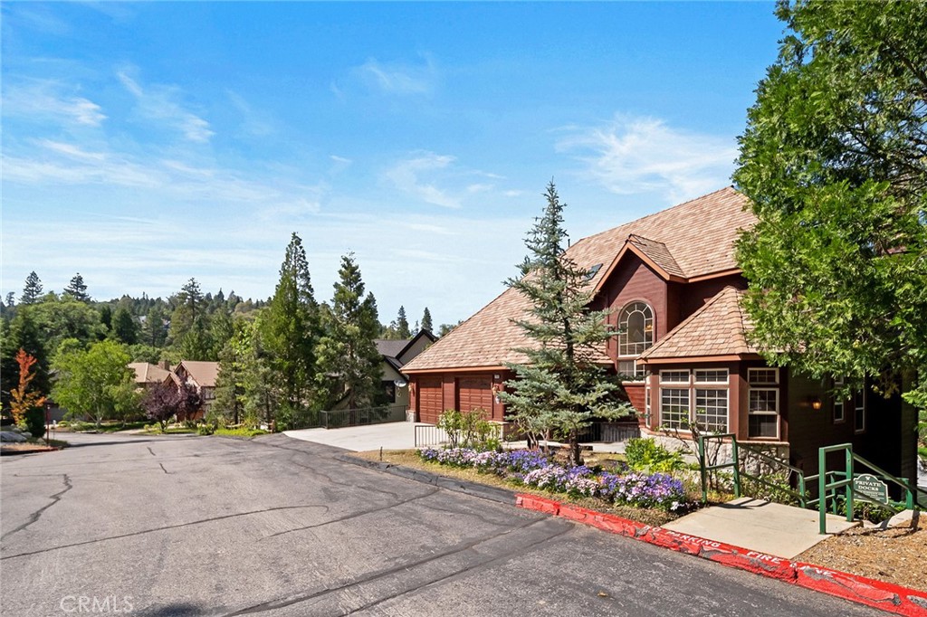 Arrowhead Woods (AWHW) - Residential