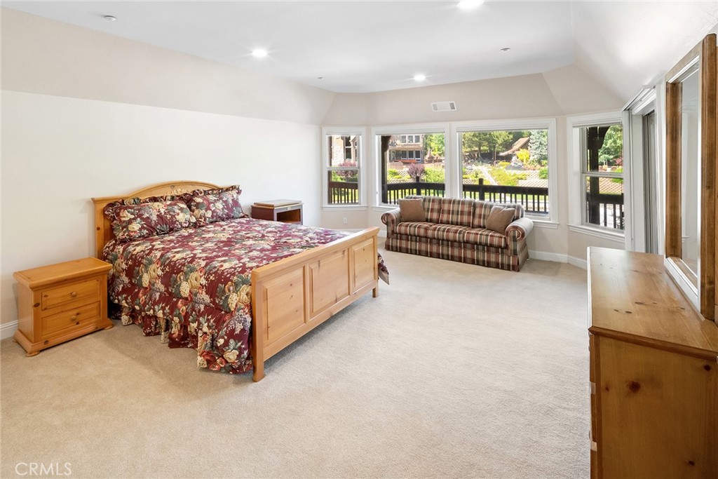Arrowhead Woods (AWHW) - Residential